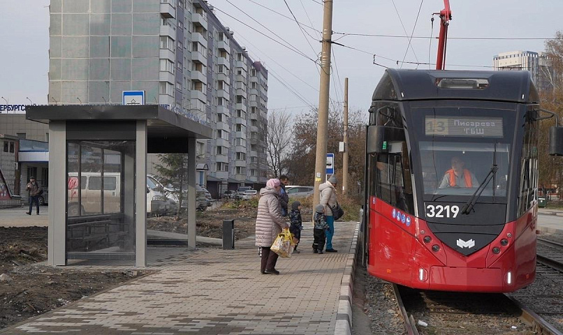 Застройщик оборудовал трамвайную остановку «Сквер Героев Донбасса»