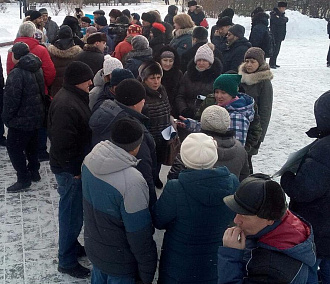 Пикет против концессии по строительству моста начался в Новосибирске