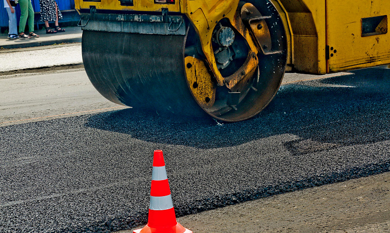 Автодорогу реконструируют вдоль Петухова на Затулинке