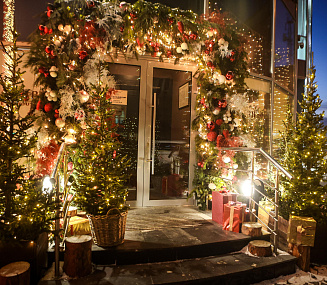 Конкурс на лучшее новогоднее оформление объявили в Новосибирске