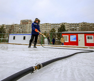 40 дворовых катков зальют в Новосибирске к декабрю