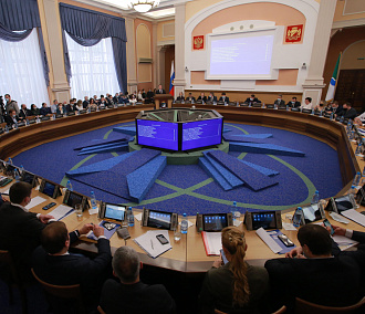 Депутаты горсовета приняли отчёт мэра Новосибирска о работе в 2021 году