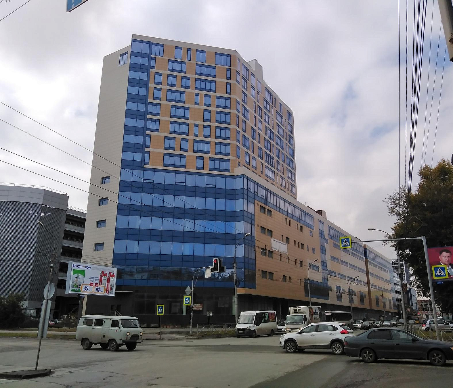 Мэрия снова выставила на торги ТЦ-долгострой «Подсолнух» на Маркса