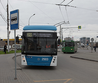 12 маршрутов транспорта в Новосибирске 9 мая начнут работу с пяти утра