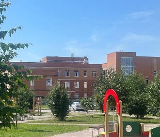 Трёхэтажную школу на 550 парт в посёлке Элитный достроят к концу года