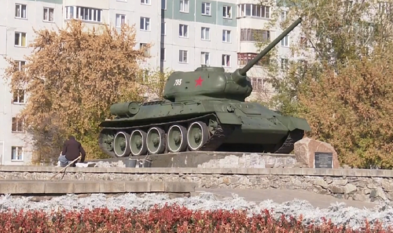 Стелу возле танка на Юго-Западном реконструируют до 15 ноября