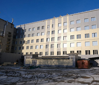 Шестиэтажный операционный корпус ГКБ №34 в Новосибирске готовят к сдаче