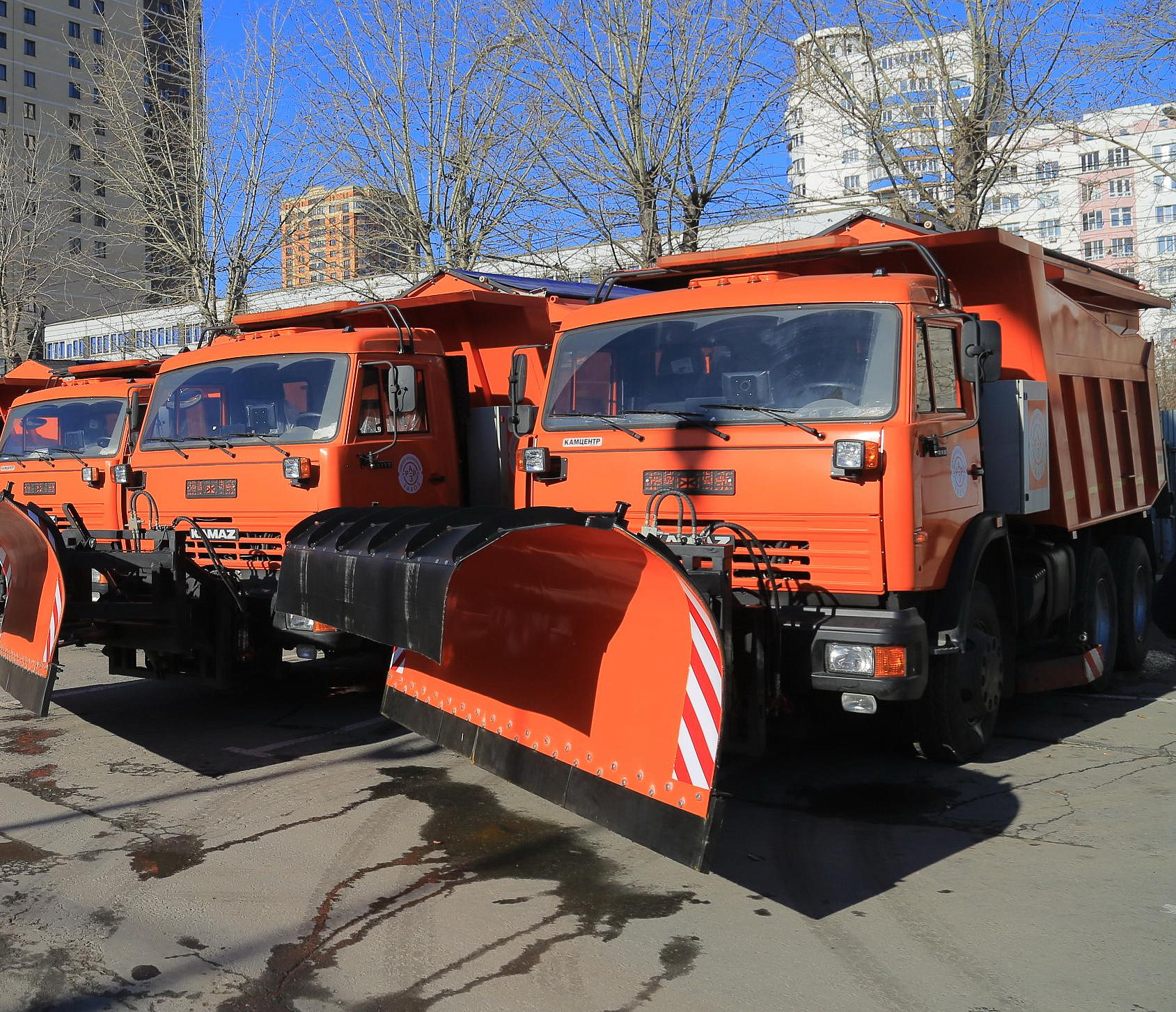 Новая снегоуборочная техника выйдет на улицы Новосибирска в ноябре