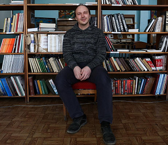 Антон Метельков: «Первые стихи я записал рядом с Робокопом и Карлсоном»