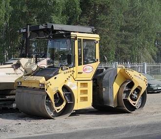 Почти 600 млн рублей выделили на ремонт дорог в Академгородке