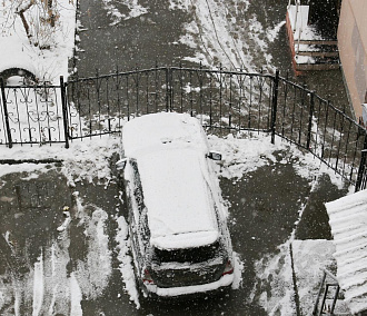 ГИБДД просит жителей Новосибирска «переобуть» автомобили к зиме