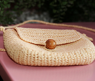 С любовью к экологии: сибирячка вяжет милые сумки и коврики из джута