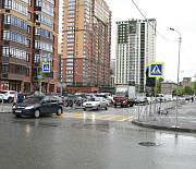 Собирающий автомобили на улице Дачной светофор отрегулируют