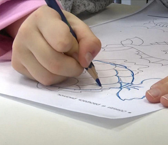 Детей с аутизмом и синдромом Дауна готовят к школе в центре «Заря»