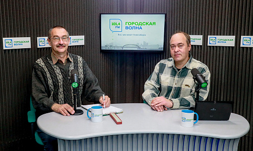 Разговор об истории: мифический звонок, алые ленты и коммунальное счастье