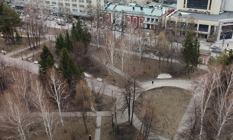 Родину-мать собираются нарисовать на будке в Первомайском сквере