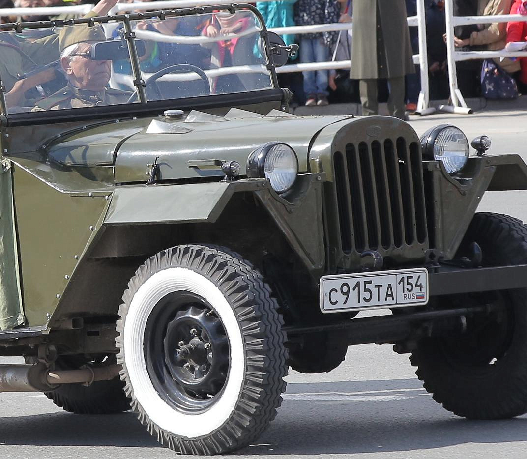 ГАЗ-69, синий трактор и мусоровоз дадут потрогать на празднике у «Меги»