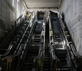 12 эскалаторов на станции «Спортивная» подключат в начале октября