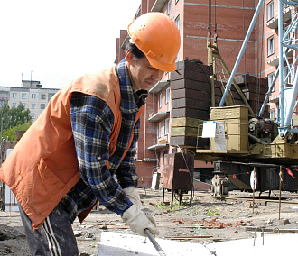 На нехватку рабочих пожаловались новосибирские застройщики