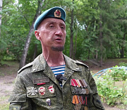 Участник СВО рассказывает детям о солдатской жизни без прикрас