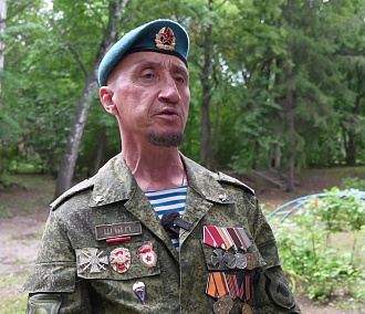 Боец СВО рассказывает детям о солдатской жизни без прикрас