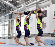 Разговор о спорте: как юные гимнасты из Новосибирска покоряют страну