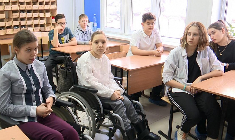 Новосибирские школьники исполнили мечты сверстников-инвалидов