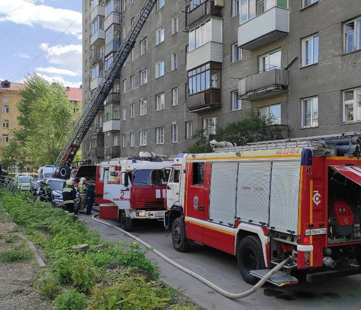 Сгорела кухня в однушке на Шамшурина: внутри никого не было