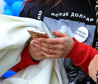 Новосибирцы получили тревожные SMS об усилении ветра до 22 м/с