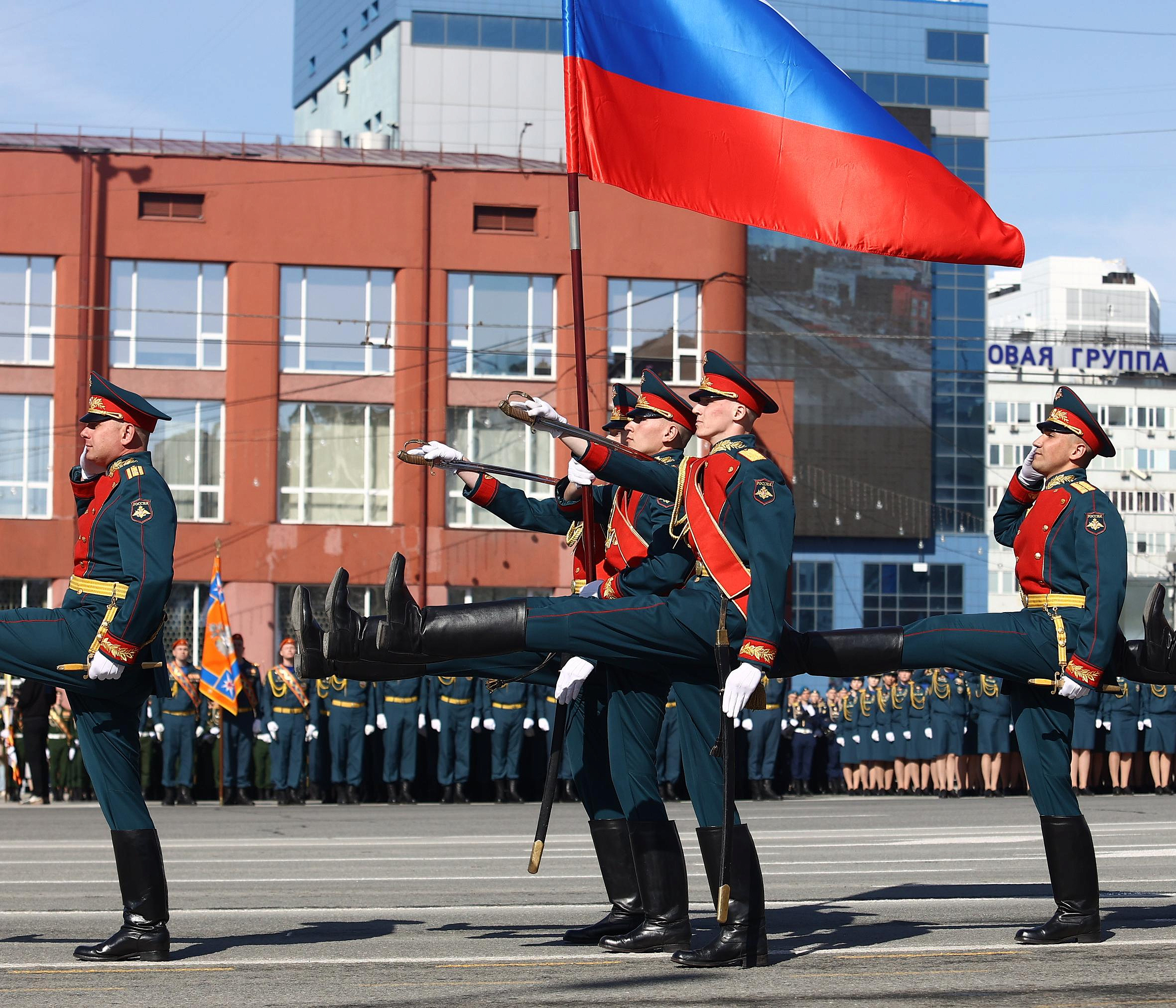 Мэр Кудрявцев поздравляет новосибирцев с Днём Победы