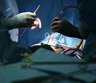 Хирург достал из сердца беременной женщины тромб размером 3 см
