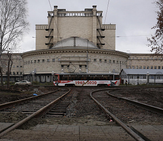 Трамвай-кафе за оперным театром в Новосибирске откроют в 2022 году