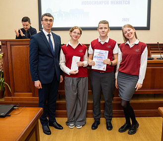 Юнкоров наградили за статьи и видео об изменениях в Новосибирске