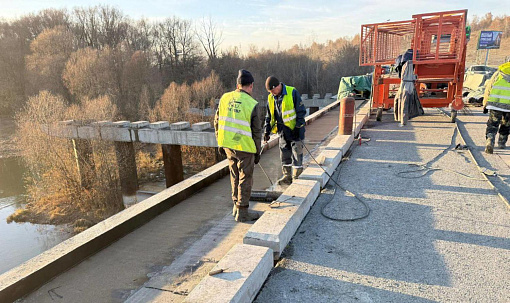 Мэр Кудрявцев показал ход ремонта моста через Иню в Новосибирске
