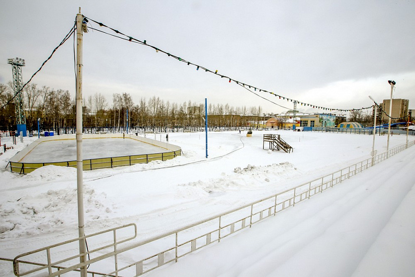 Стадион Чкаловец