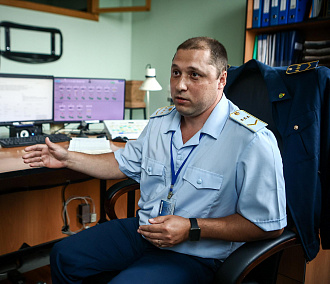 Эскалаторы работают строго по графику — диспетчер метро Сергей Тинаков