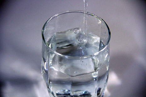 150 литров бутилированной воды забраковали в Новосибирской области