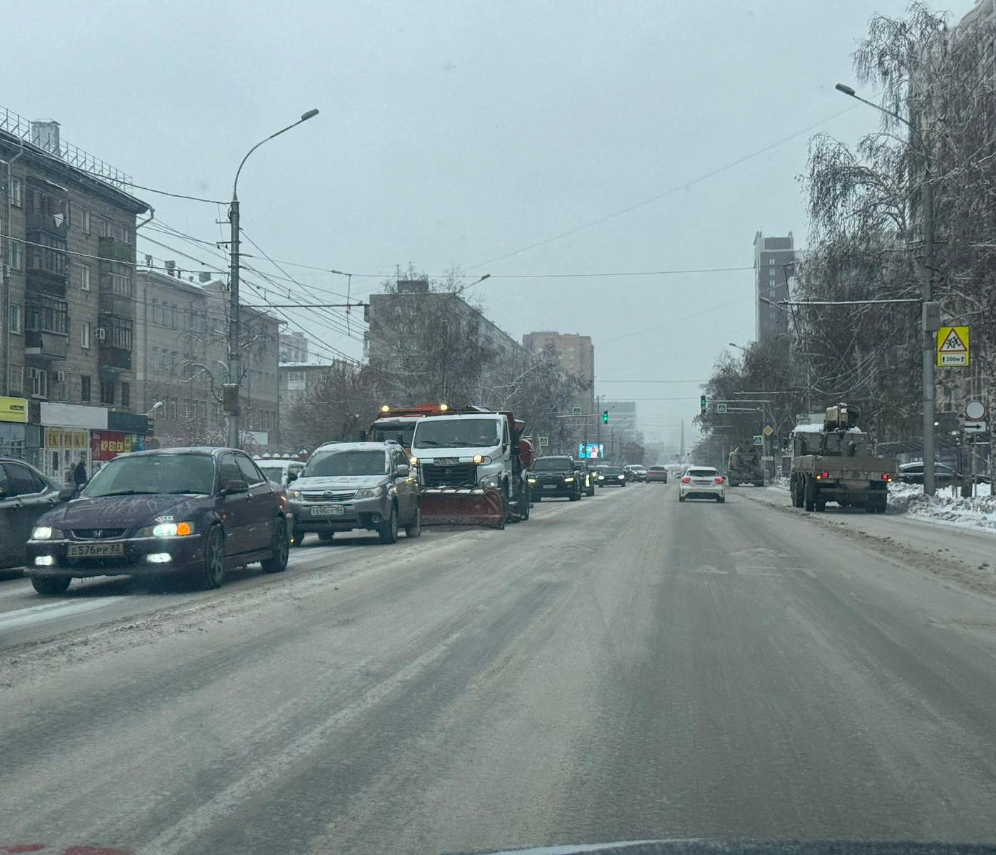 Рабочим ДЭУ дают пять часов на уборку наледи в Центральном округе