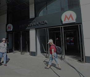 Новый выход из метро открыли на площади Маркса