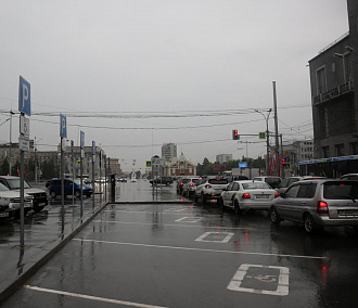 Бесплатное время продлили на парковках в центре Новосибирска