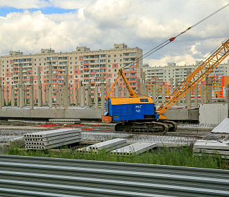 Шесть незаконченных школ снесут и построят заново в Новосибирске