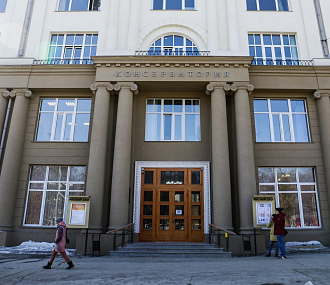 Между главпочтамтом и консерваторией запретят остановку транспорта