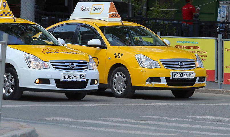65 тысяч поездок за год совершило социальное такси в Новосибирске