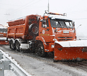 Около 500 снегоуборочных машин чистят улицы Новосибирска