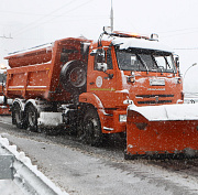 Около 500 снегоуборочных машин чистят улицы Новосибирска