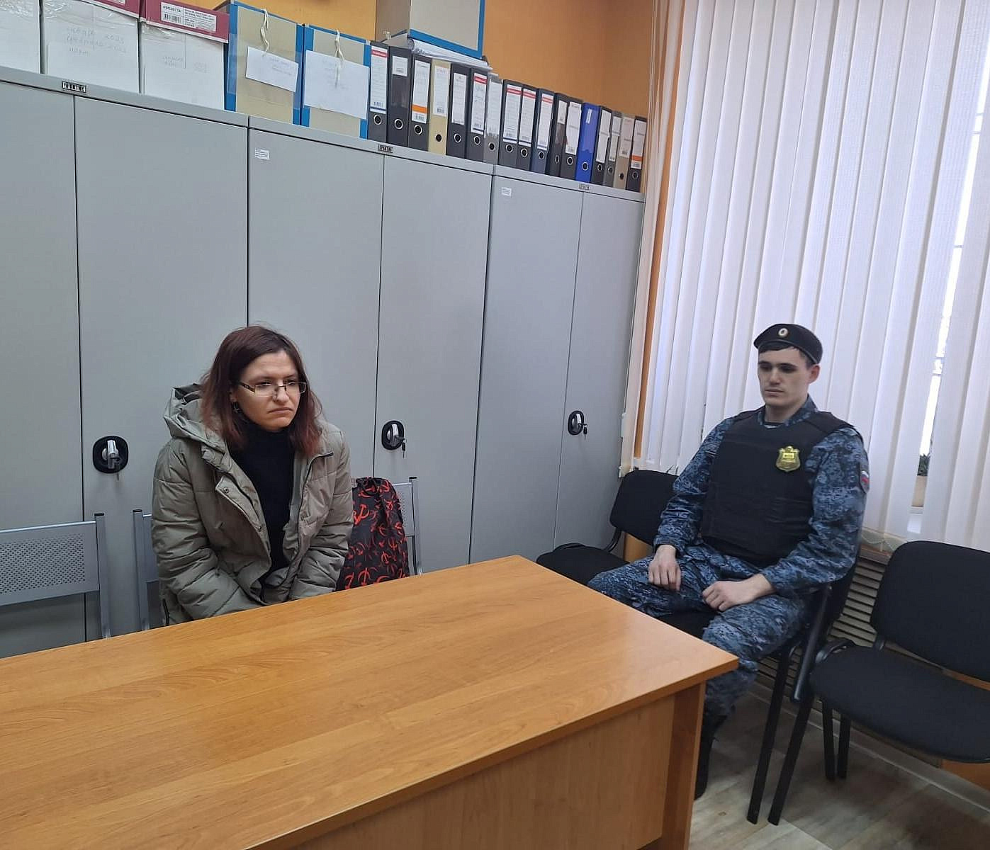 Испортившую бюллетени зелёнкой женщину оштрафовали на 4000 рублей