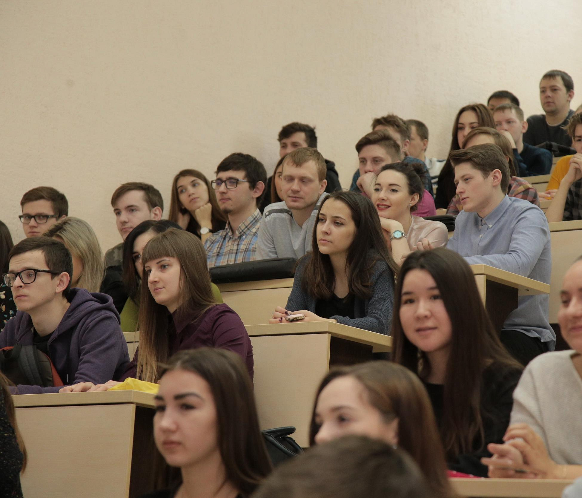 Госпаблики: жизнь колледжей в режиме реального времени