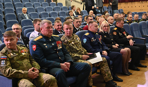 Второй поток «Героев НовоСибири» начинает стажировки в органах власти