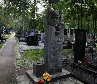 Въезд на кладбища Новосибирска закроют в родительский день