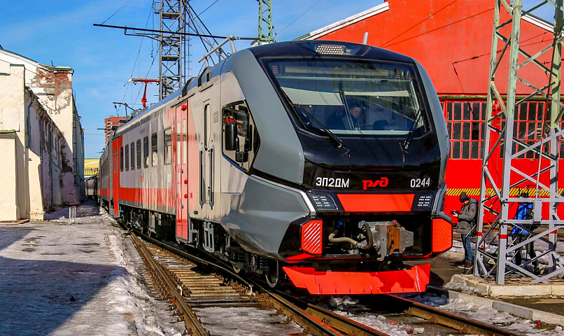 Три удлинённые электрички запустят из Новосибирска на запад в праздники